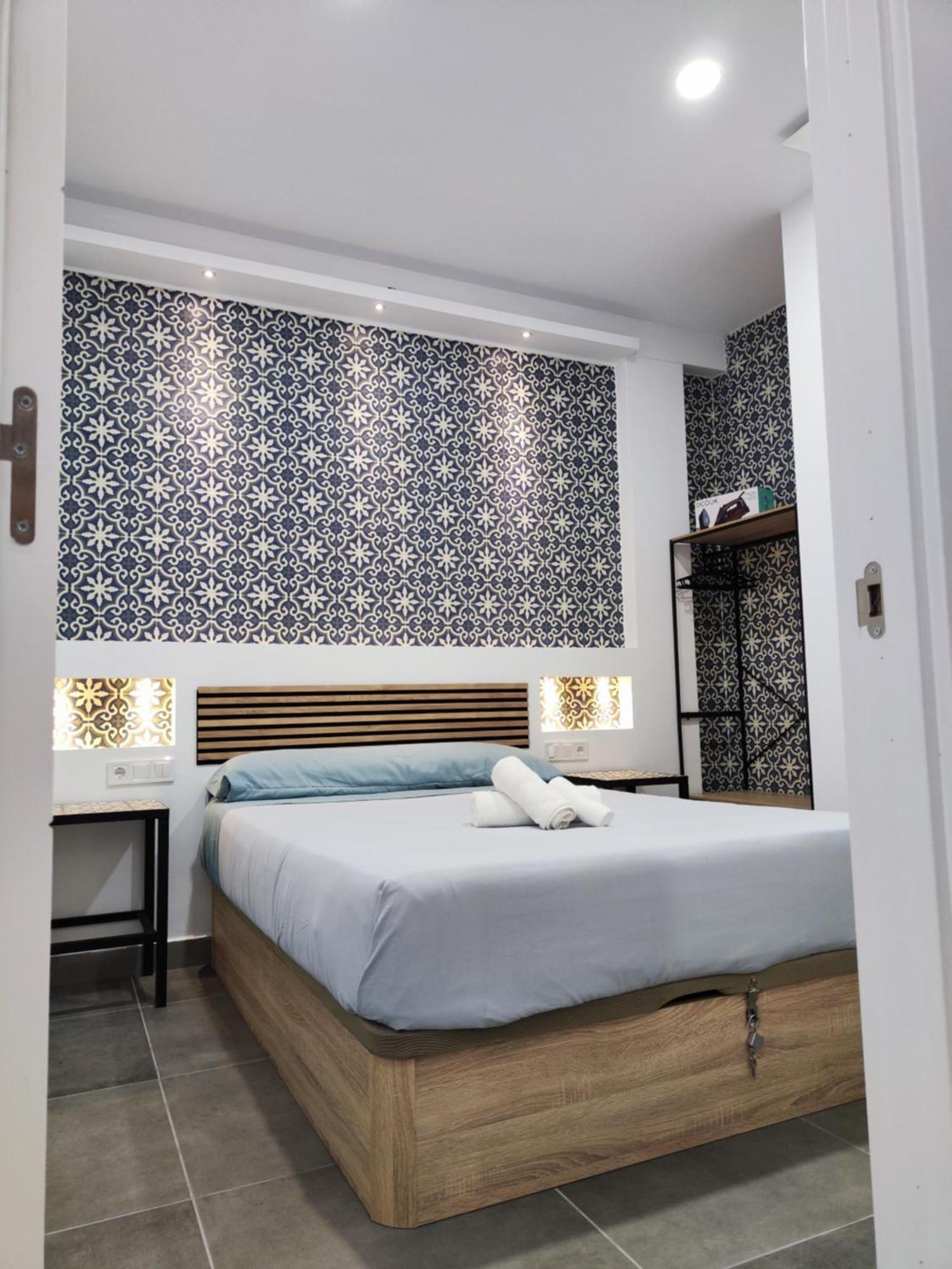 De Lujo Playa Deveses Appartement *